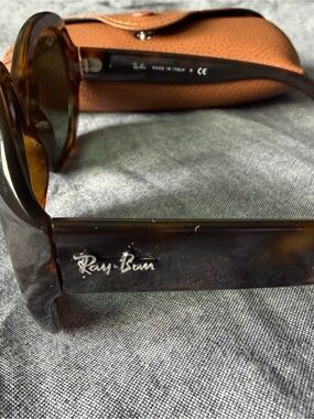 Ray-Ban Tortoiseshell Jackie Ohh Sunglasses with Brown Lenses